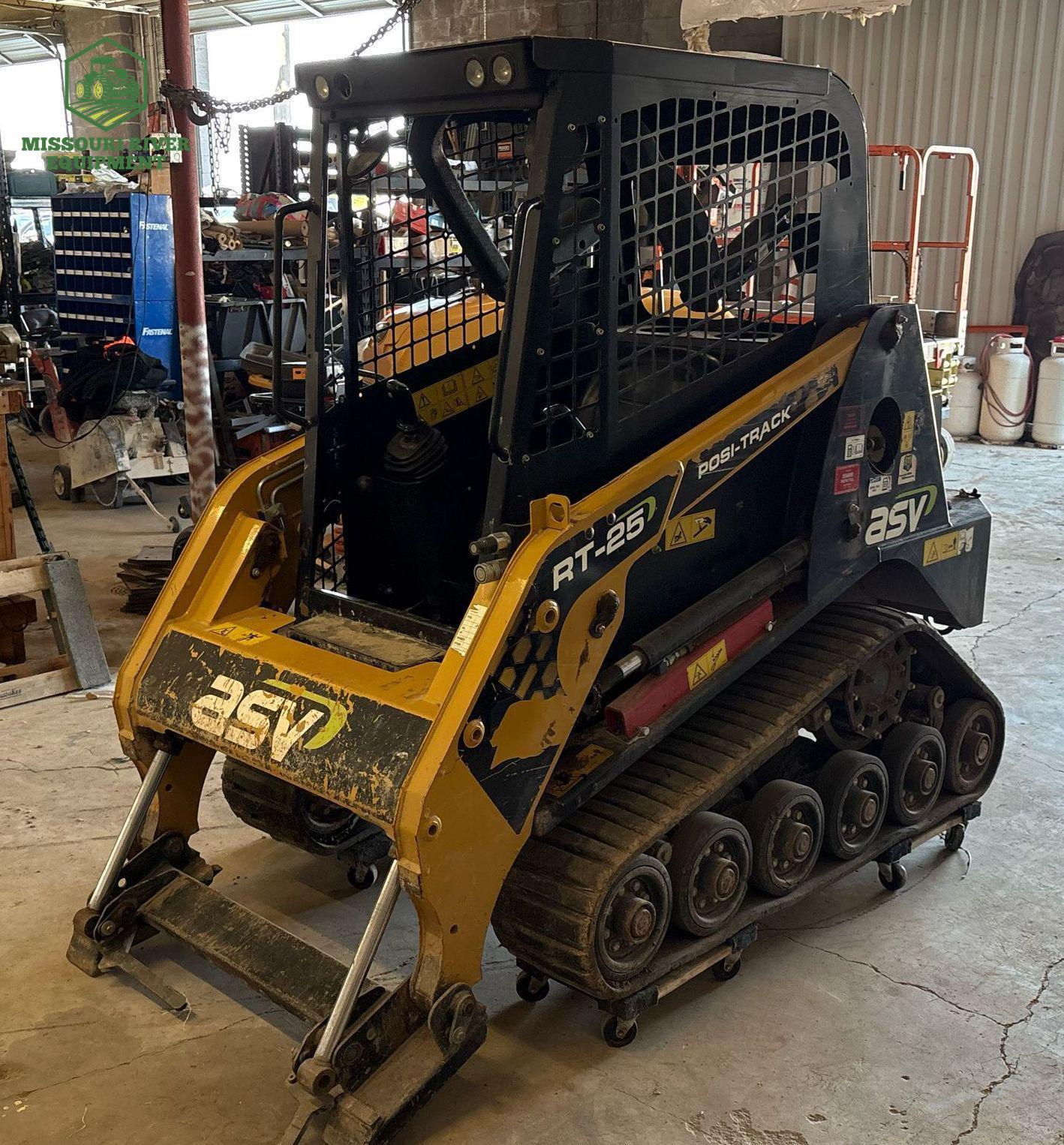 2019 ASV RT-25 tracked skid steer loader